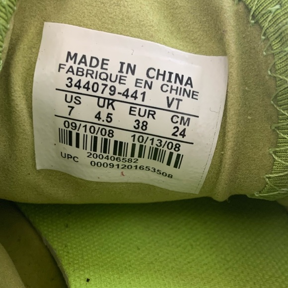 Nike bright green suede tie sneaker shoes - Picture 7 of 7